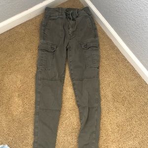 green skinny cargo pants